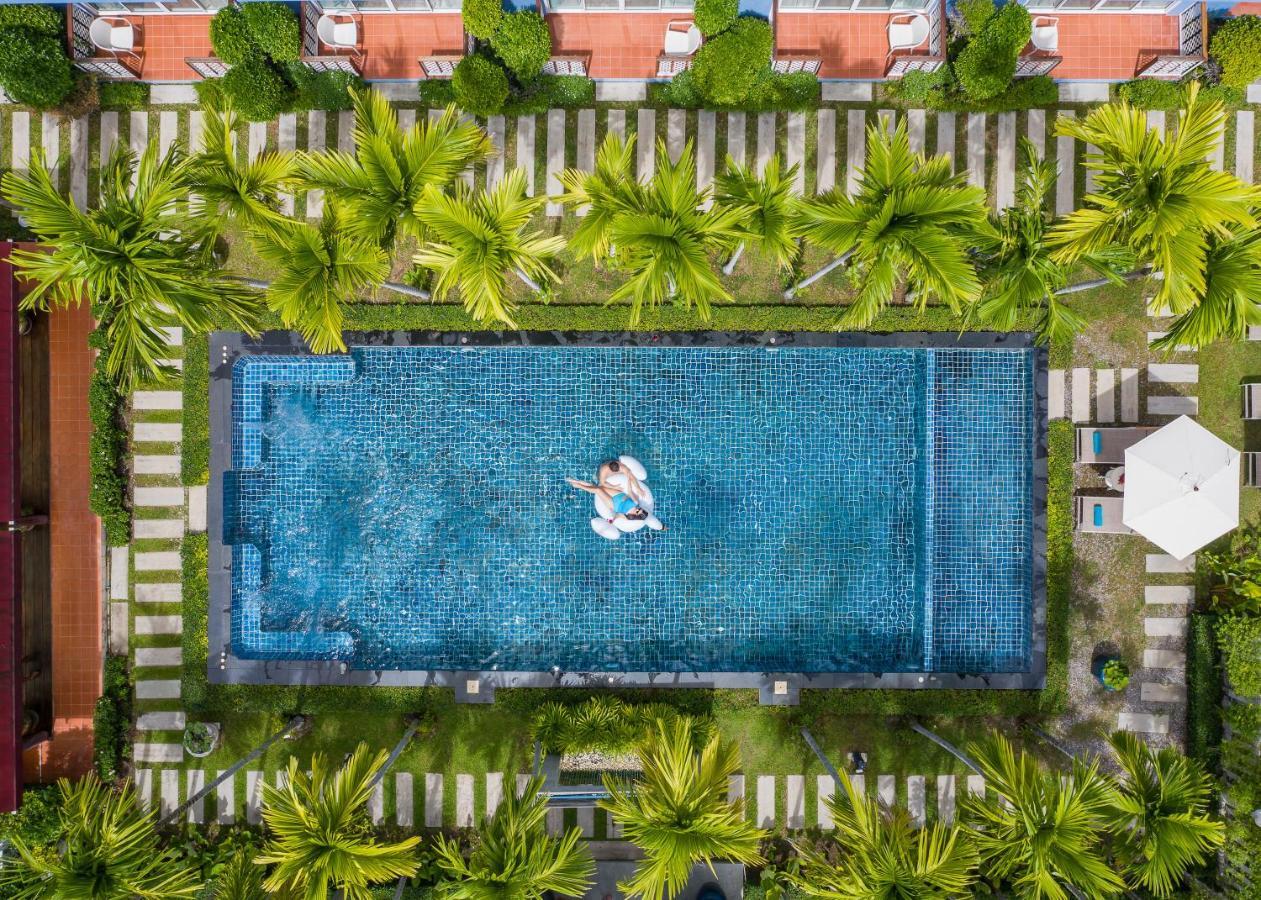 Blu Marine Hua Hin Resort And Villas Exterior photo